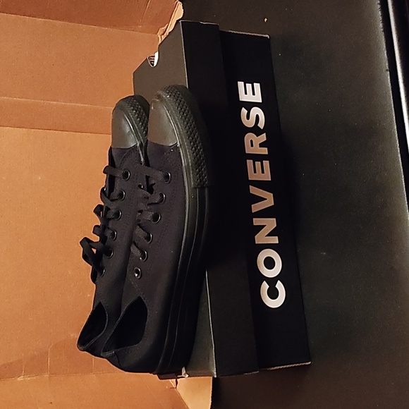 Converse - Picture 4 of 5